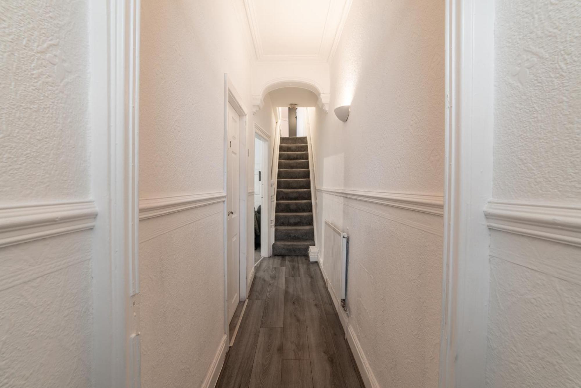 Cozy Rooms In Shared Accommodation Near Anfield Stadium With Parking And Wifi Liverpool Kültér fotó