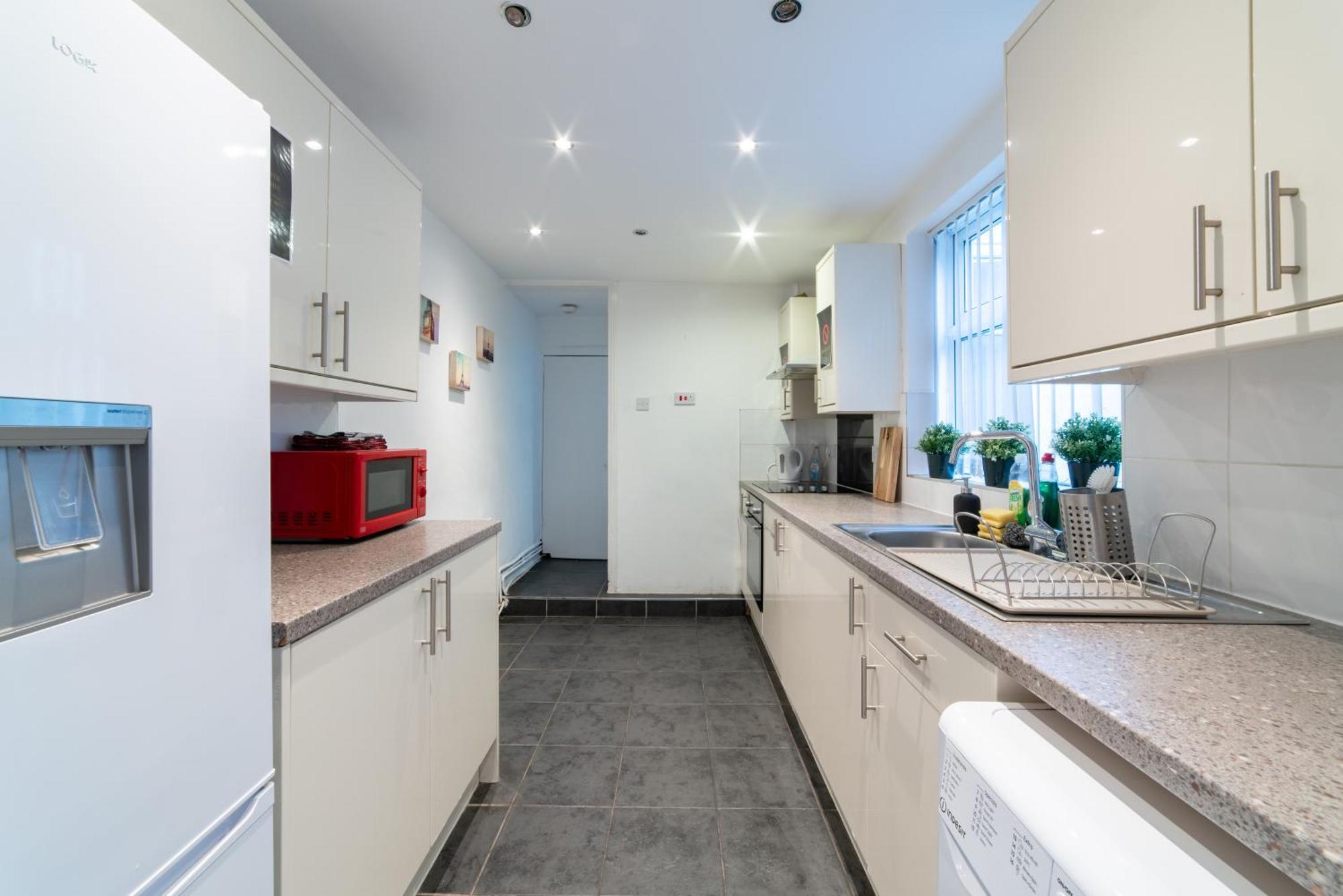 Cozy Rooms In Shared Accommodation Near Anfield Stadium With Parking And Wifi Liverpool Kültér fotó
